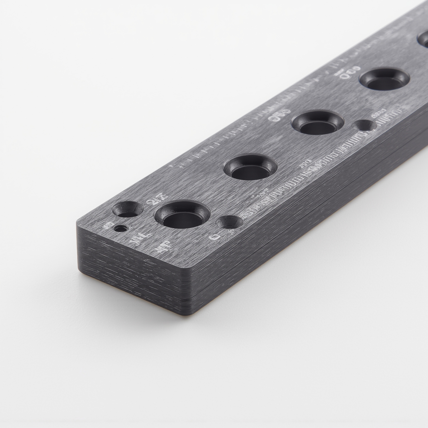 Machined gauge with precision measurements